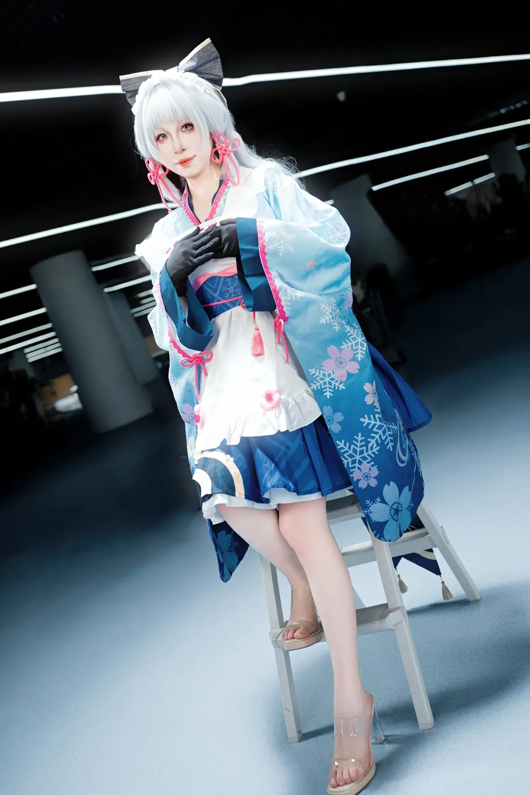 神里绫华cos, 和风服饰, 漫展摄影, cosplay场照, 长腿 - 第1张