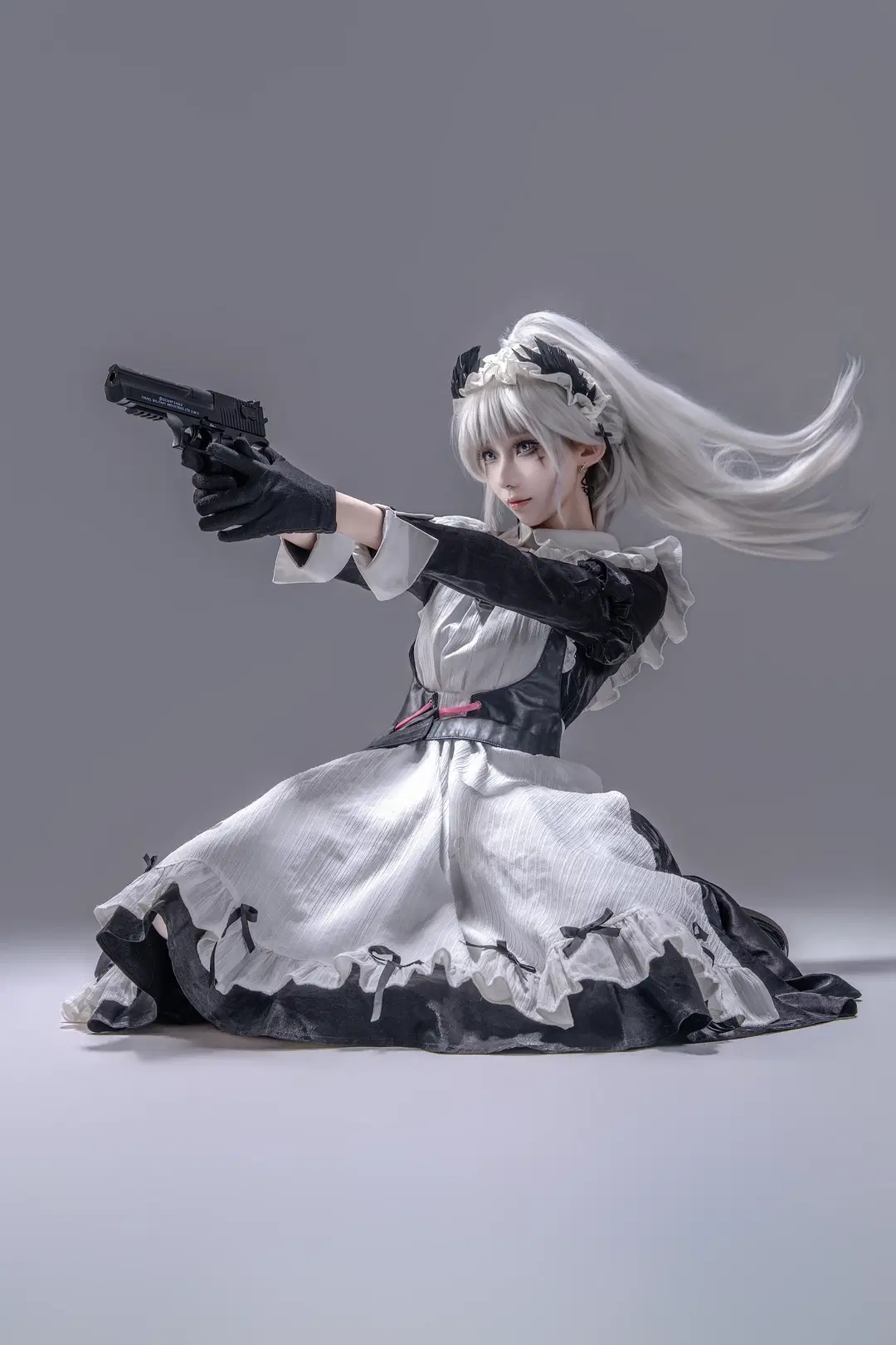 [Irene cosplay] Arknights Combat maid pose reference by 大饼（ijoy场照可约） - Image 2