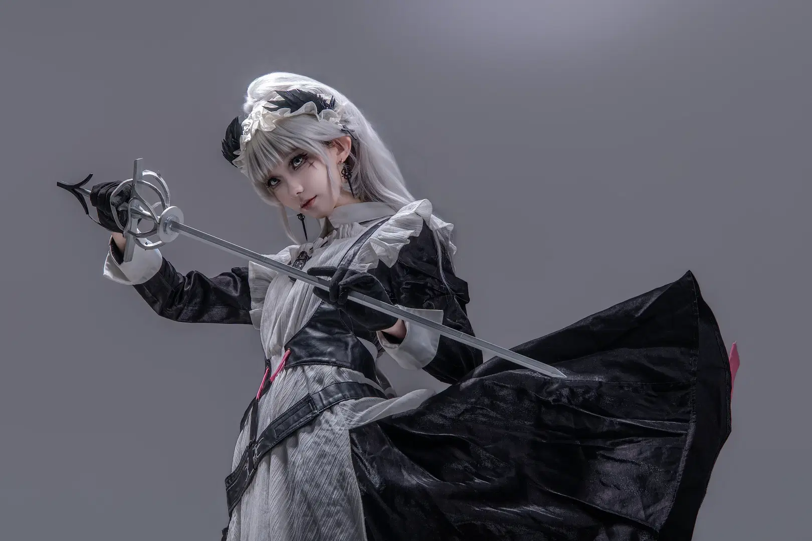 [Irene cosplay] Arknights Combat maid pose reference by 大饼（ijoy场照可约） - Image 8
