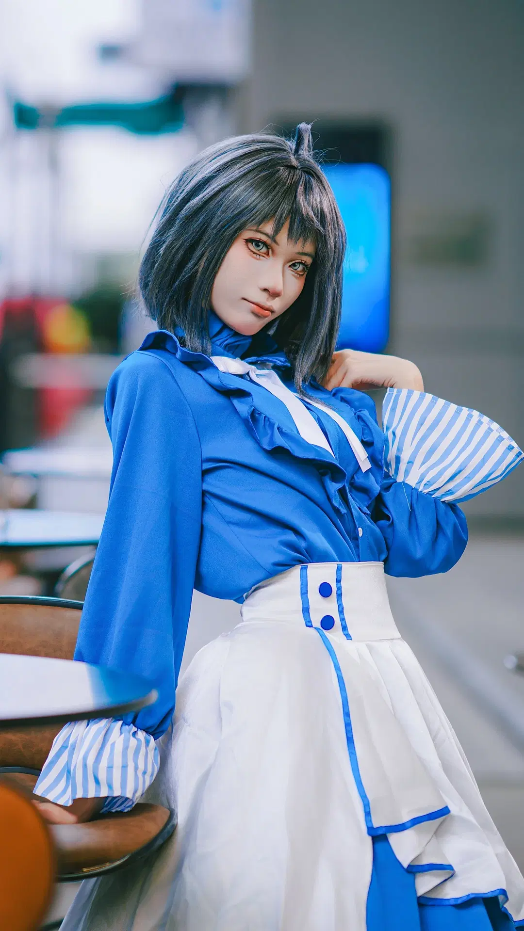 Convention photos, Arknights, Blue and white outfit, La Pluma cosplay, Lawson collaboration