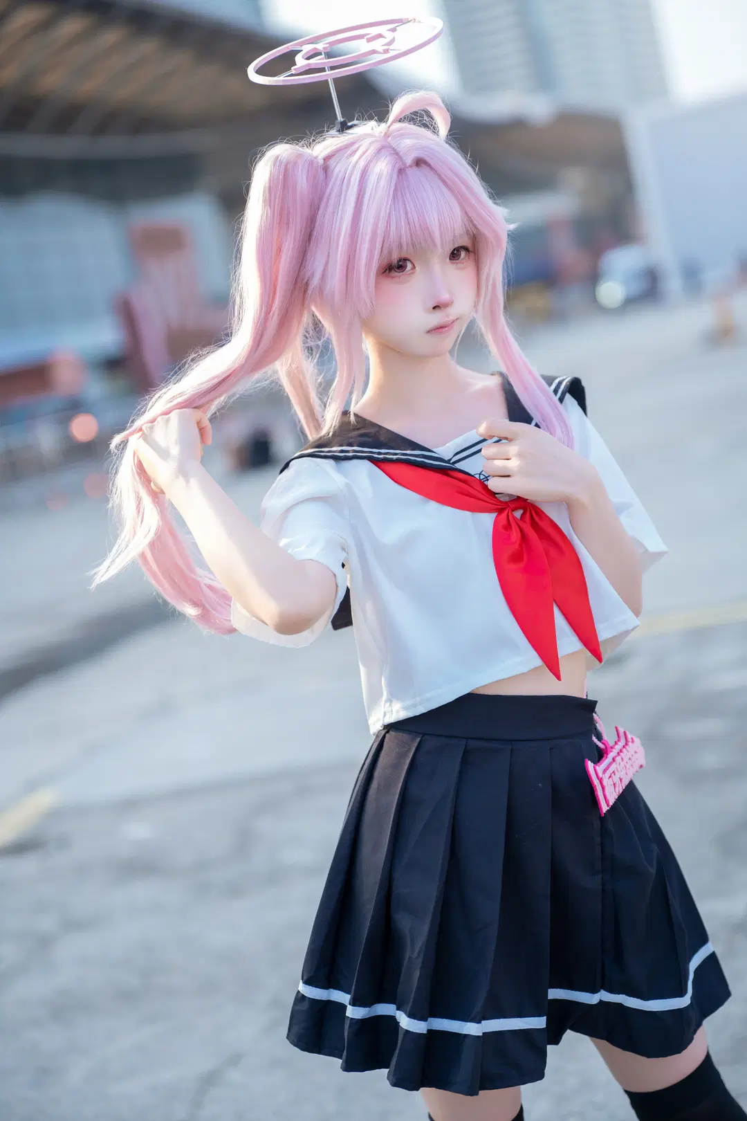【柚鸟夏cos】蔚蓝档案里的活力水手服 - 远野咲夜2_0 - 第5张