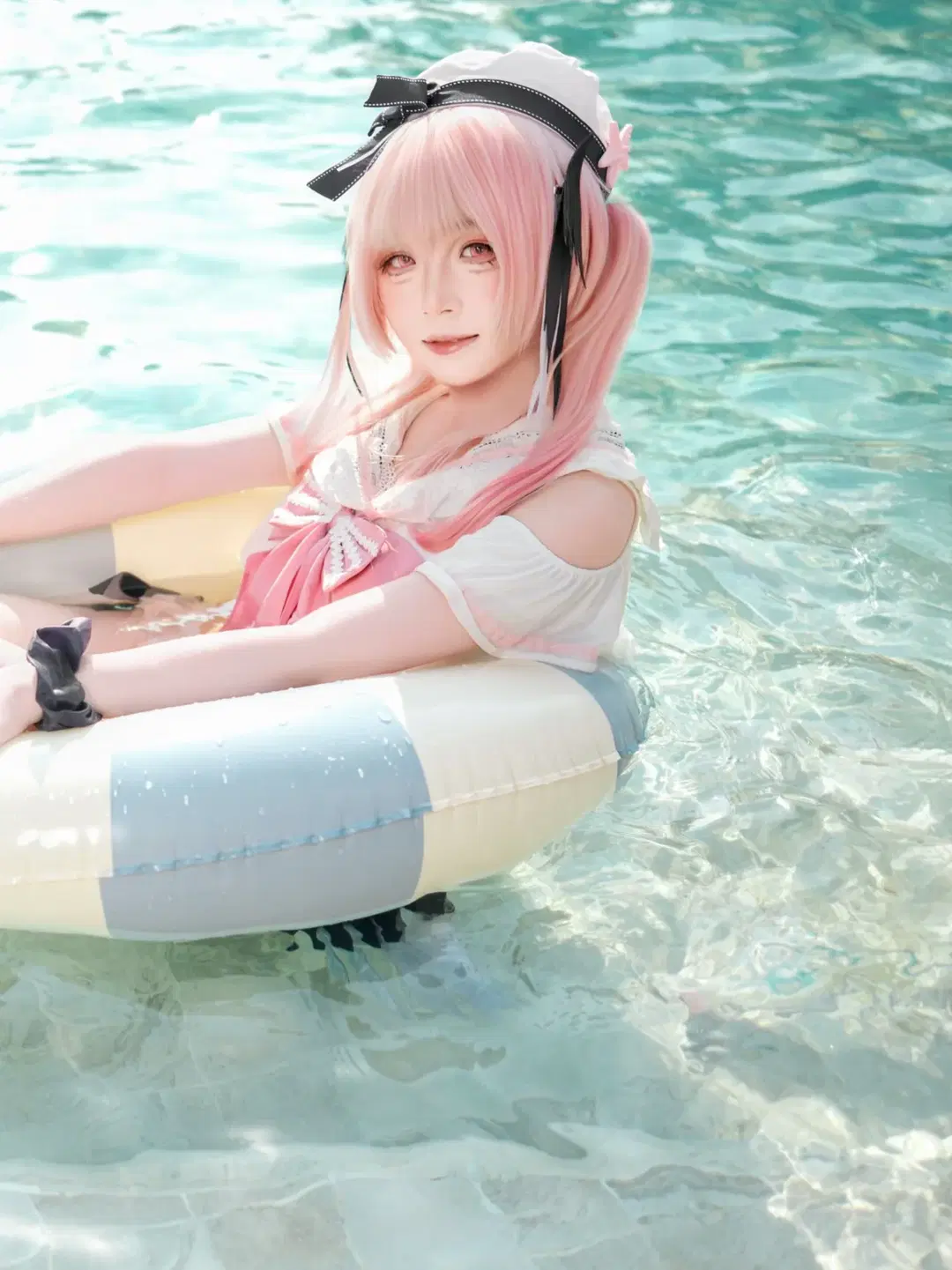 【下江コハル コスプレ】透き通る夏の水景色とピンク髪の出会い - 蒜Suan - 2枚目
