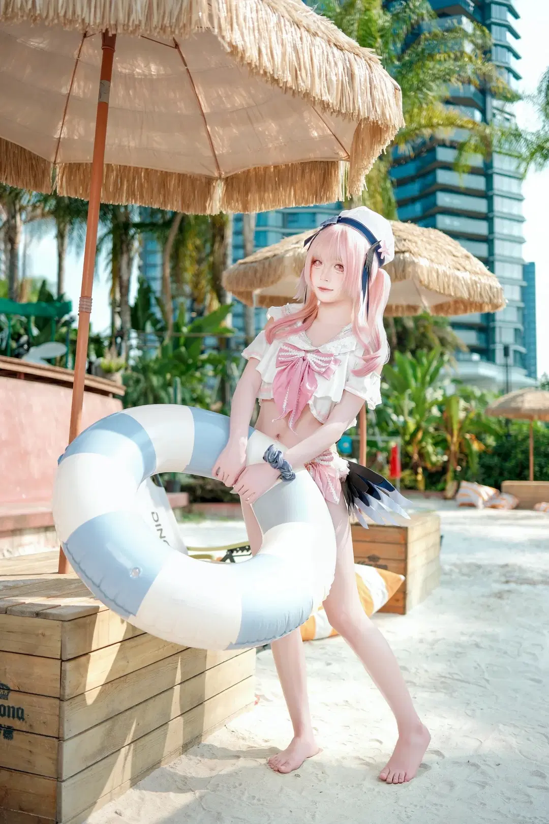 【Shimoe Koharu cosplay】Koharu from Blue Archive: Embracing the Summer Sea Breeze Together by 蒜Suan - Image 4