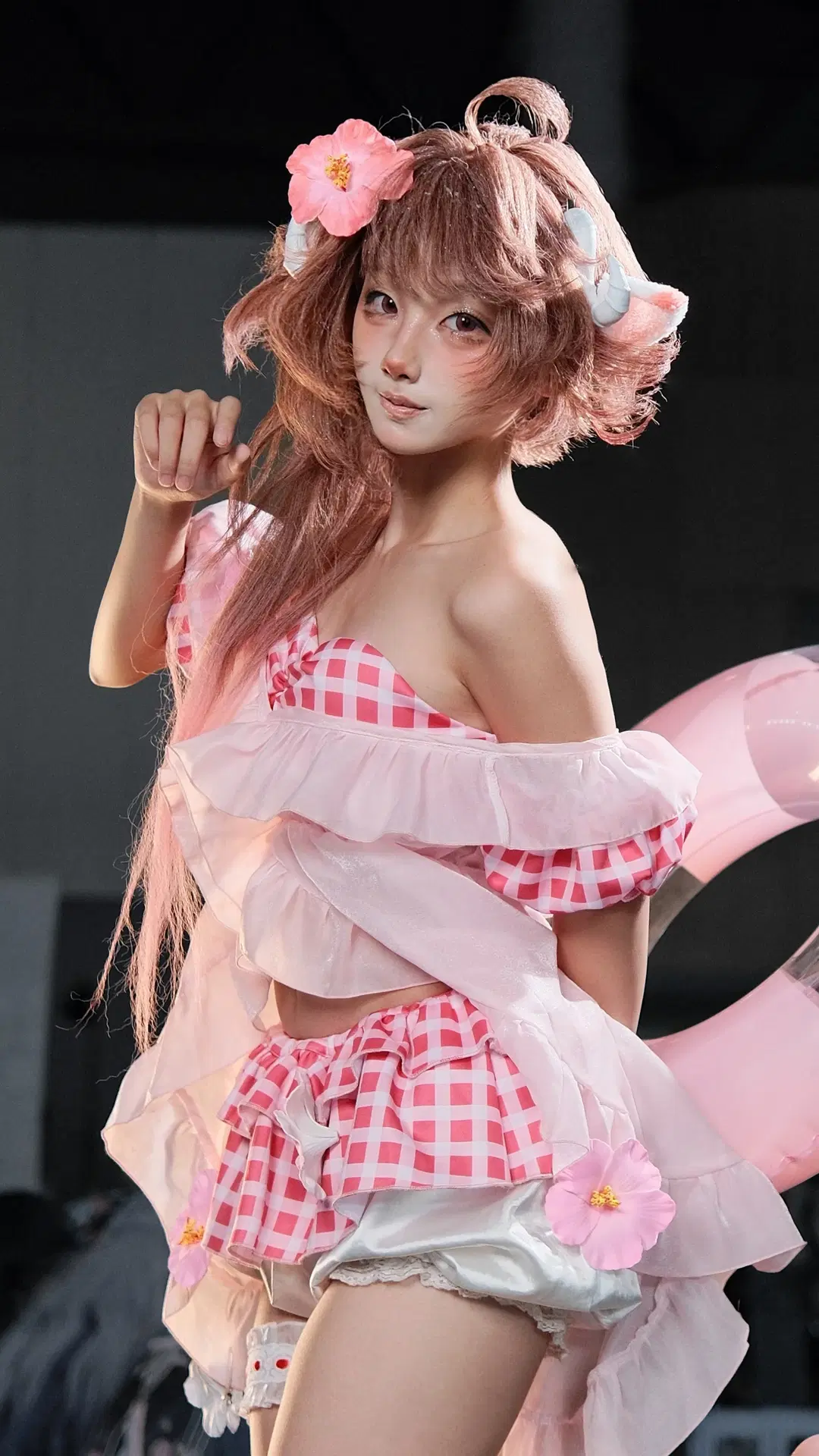 【エイヤフィヤトラ コスプレ】ピンクのチュールと浮き輪が織りなす夏のスタジオ撮影 - 蒜Suan - 2枚目