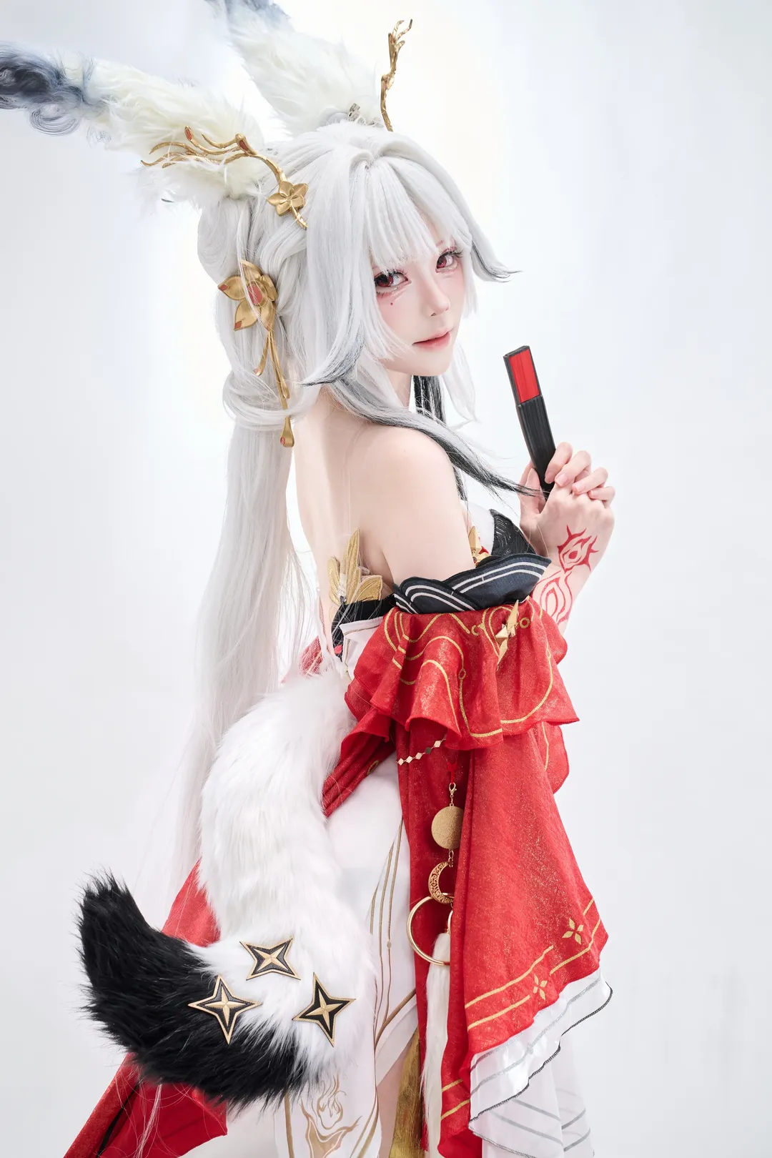 鸣潮, cosplay摄影, 兽耳, 狐尾, 心月狐cos - 第2张
