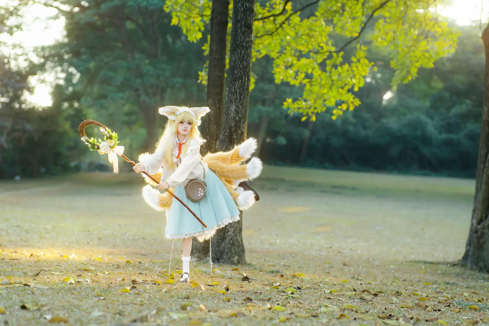 【鈴蘭cos】東莞植物園的逆光金色幻想 - 叶彦 - 第4張