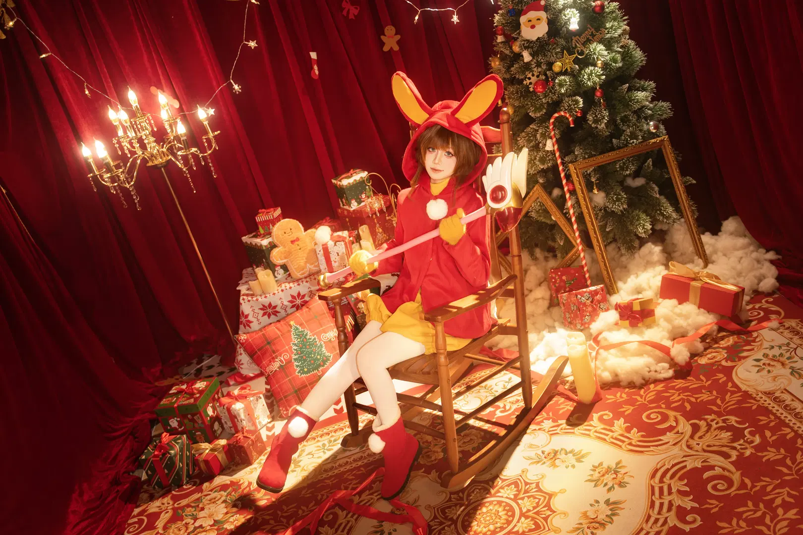 [Sakura cosplay] Christmas Limited Red-and-Yellow Palette: Swinging on a Swing in Warm Light by 叶彦 - Image 5
