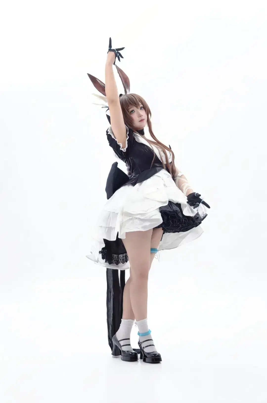 明日方舟, 阿米婭cos, 白絲襪, 明日方舟月行水上, 芭蕾風動作參考