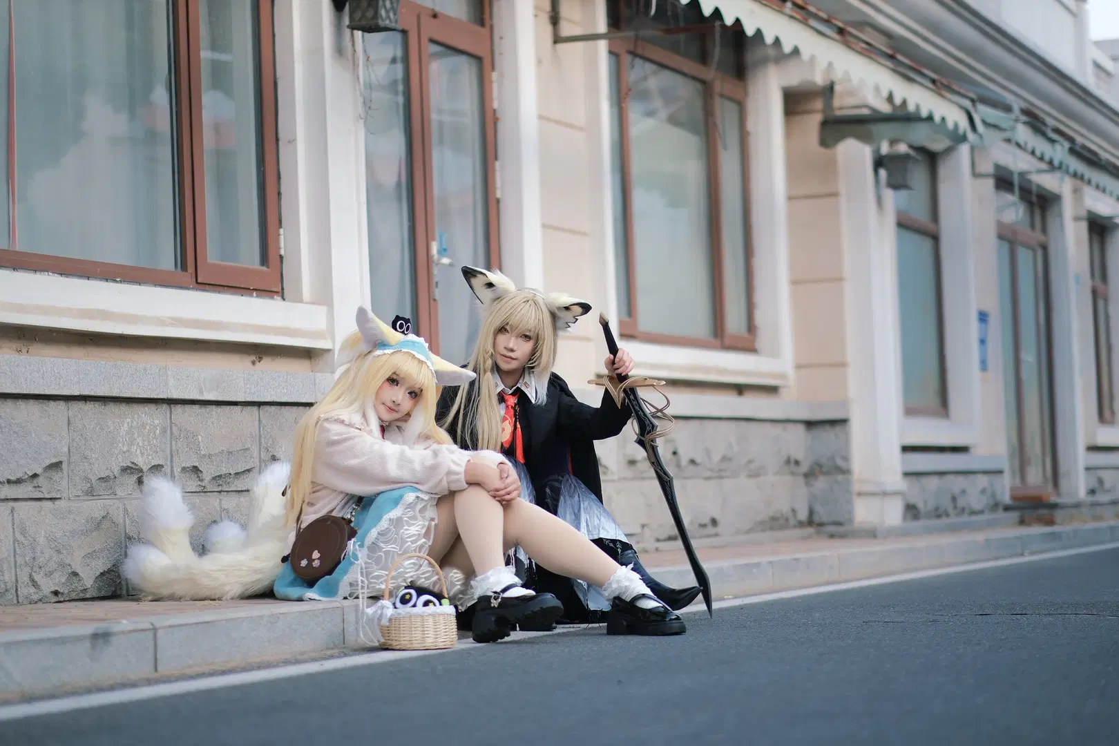 Arknights Suzuran Cosplay, everyday shoot with Vulpisfoglia by 鹤汀Teiko - Image 3