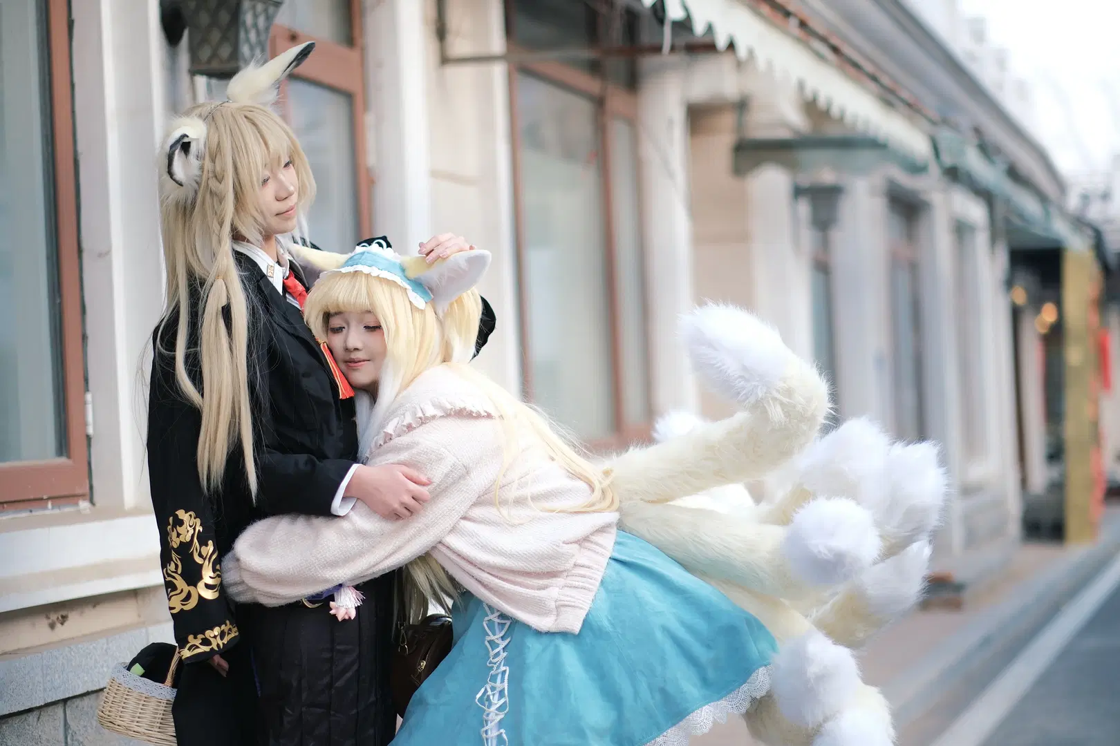 Arknights Suzuran Cosplay, everyday shoot with Vulpisfoglia by 鹤汀Teiko - Image 9