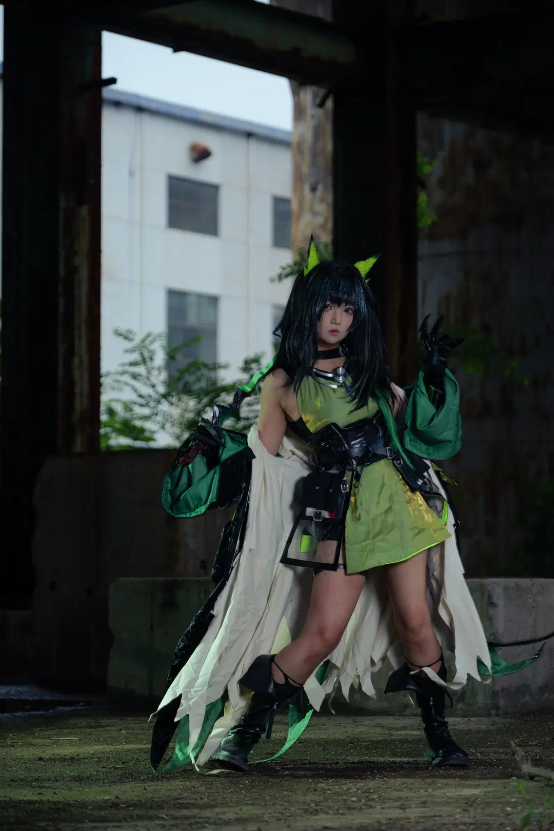 【Mon3tr コスプレ】アークナイツ 廃墟工業風のコスプレ写真 - 鹤汀Teiko - 2枚目