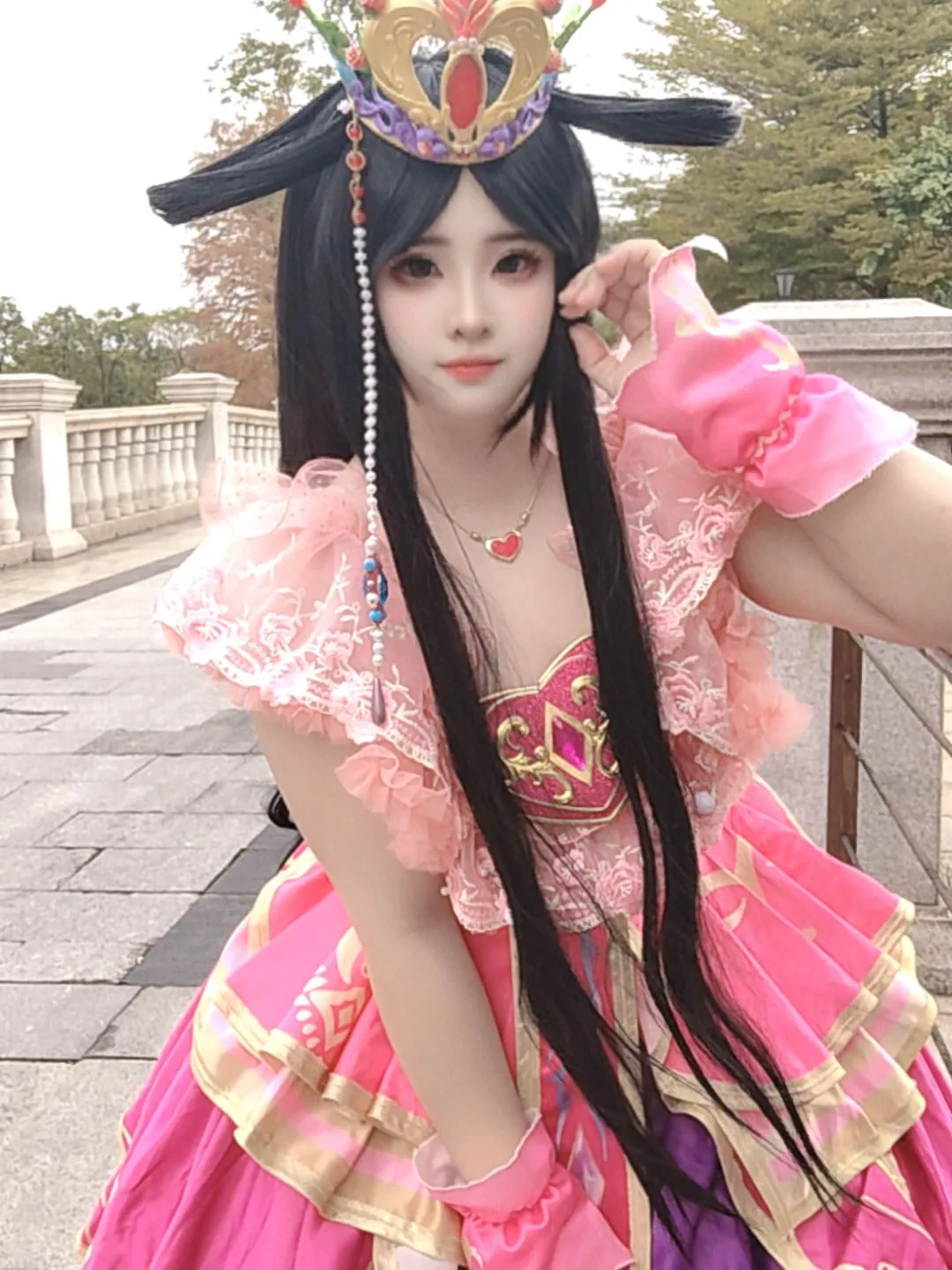 Outdoor photography, Pink-themed outfit, Yeloli, Luo Li cosplay, Princess style look