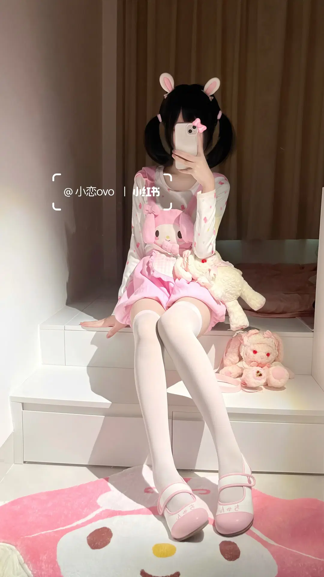 美乐蒂女儿服穿搭 粉色背带裤与白丝真的太可爱了 - 小恋ovo - 第2张