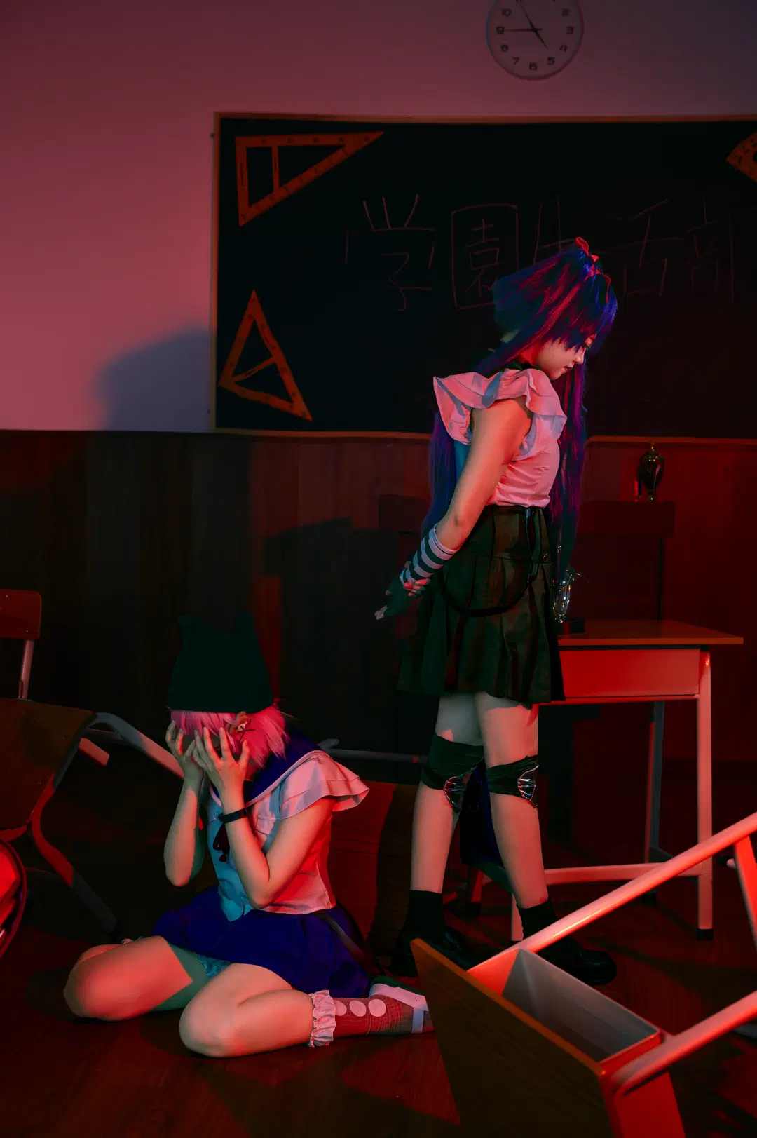 氛围感摄影, 制服写真, 教室cos, 长筒袜, 学园孤岛