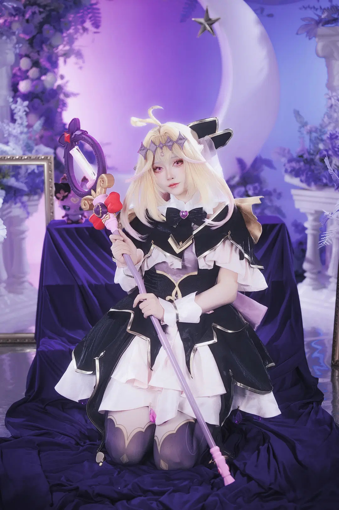 【森亚露露卡cos】名侦探光之美少女月夜下的梦幻魔法 - 圣骑绯月 - 第11张