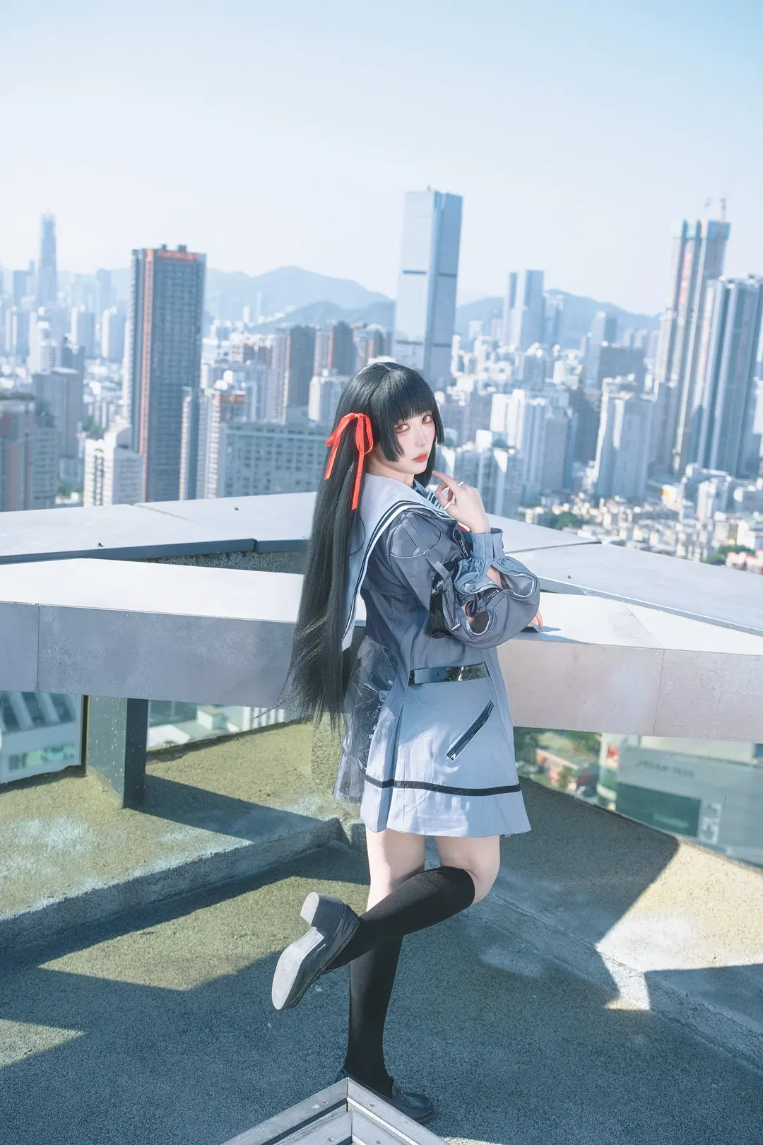 【朽葉千咲cos】關於在鳴潮高空天台拍攝的一些分享 - 圣骑绯月 - 第10張