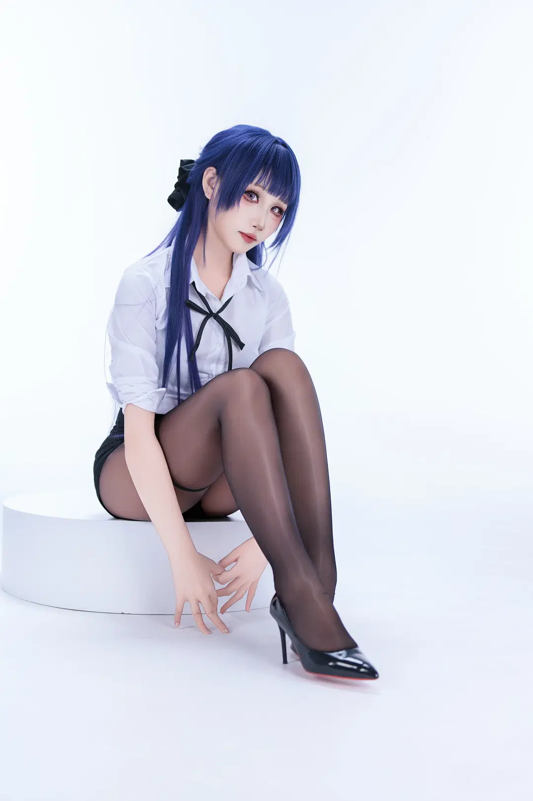 【雷電芽衣 コスプレ】『後崩壊書』のオフィス制服スタイル、圧倒的なオーラを放つ - 圣骑绯月 - 3枚目