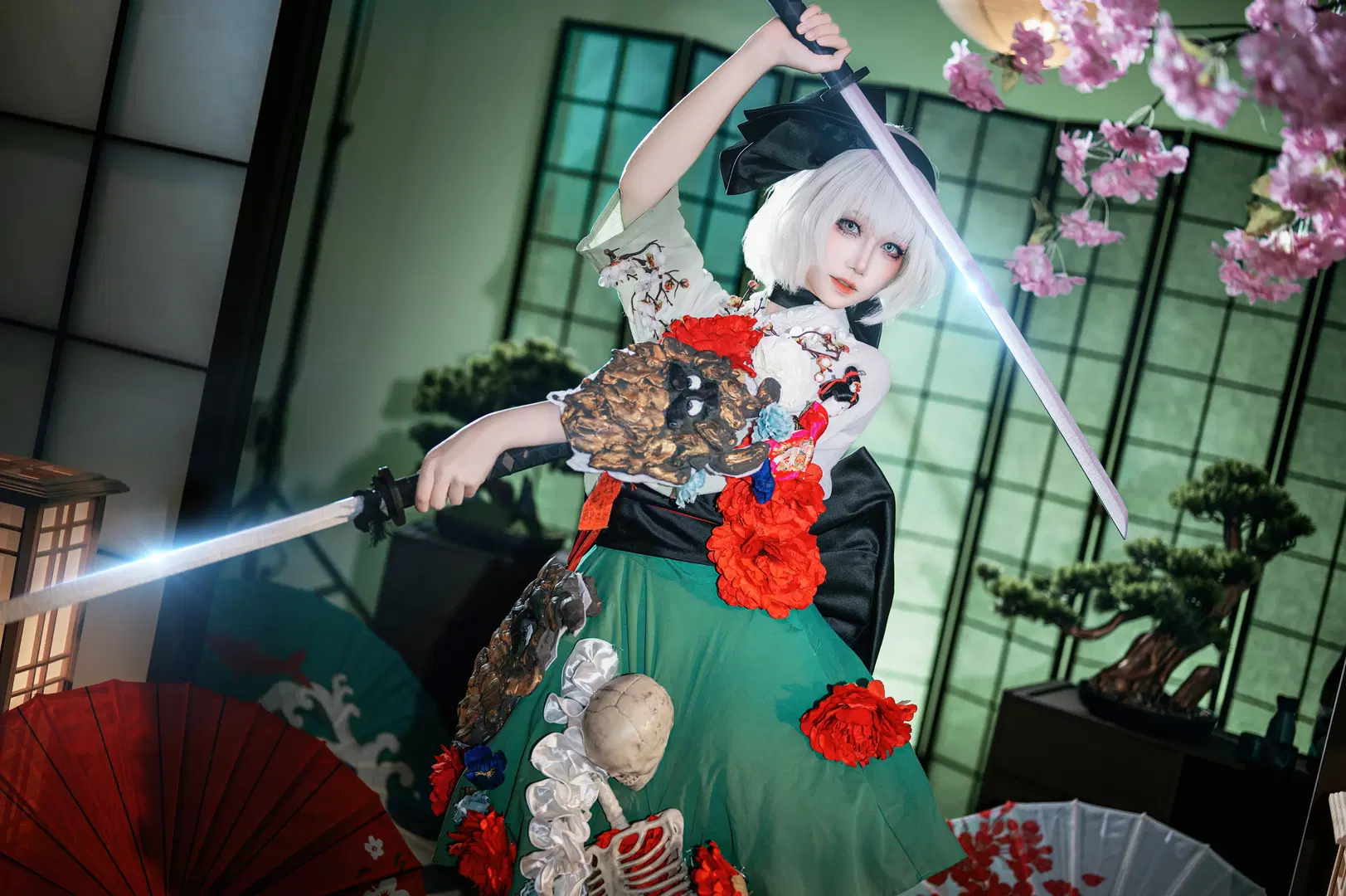 【Youmu Konpaku cosplay】The Collision of Darkness and Vitality in Touhou Project by 圣骑绯月 - Image 4