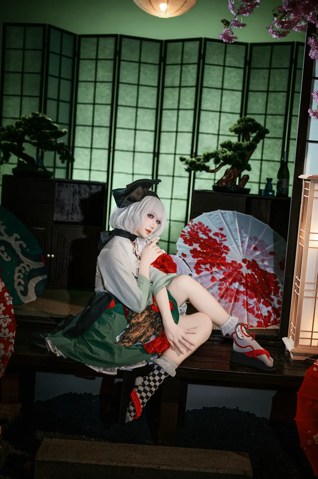 【Youmu Konpaku cosplay】The Collision of Darkness and Vitality in Touhou Project by 圣骑绯月 - Image 8