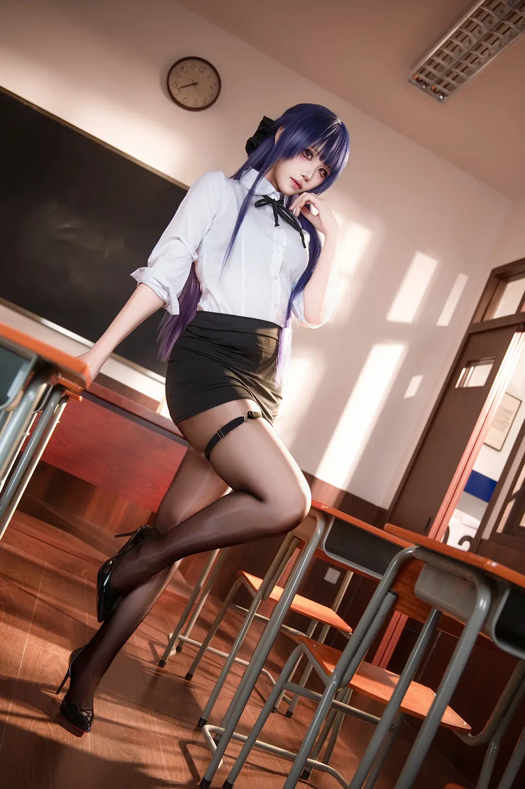 崩坏3, 雷电芽衣cos, OL制服, 黑丝, 后崩坏书