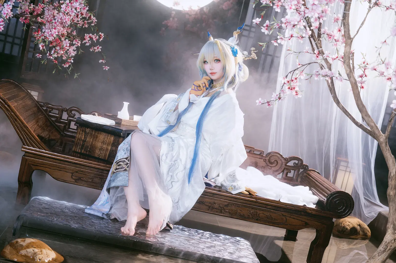 【黍cos】明日方舟音律聯覺的仙氣演繹 - 圣骑绯月 - 第5張