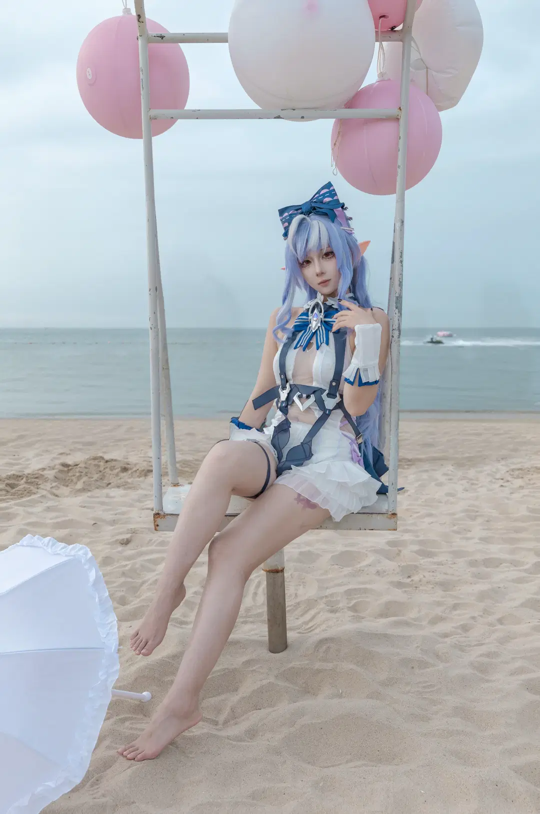 Zenless Zone Zero, Vivian cosplay, Anime cosplay, Cosplay photography, Seaside location shoot