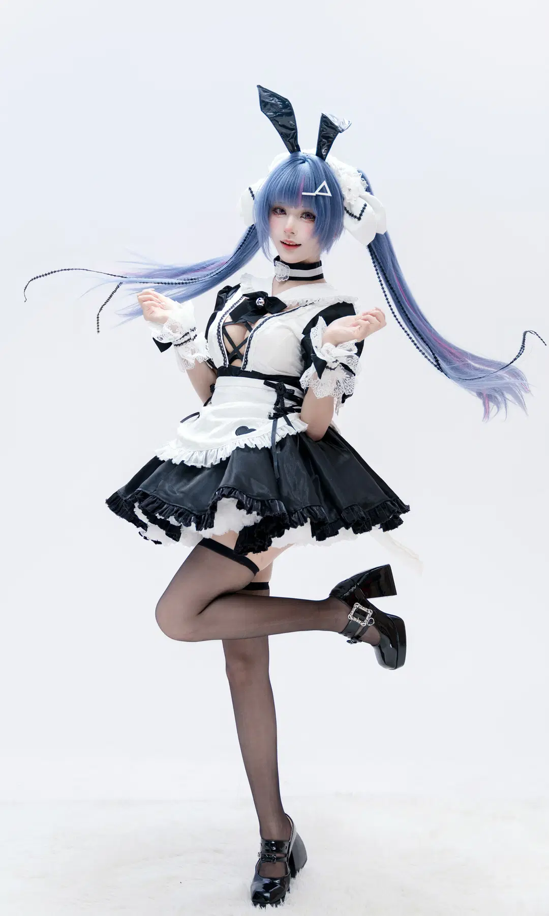 【薩里cos】碧藍航線薩里的黑白女僕與兔耳造型 - 飞鱼Fiyu - 第3張