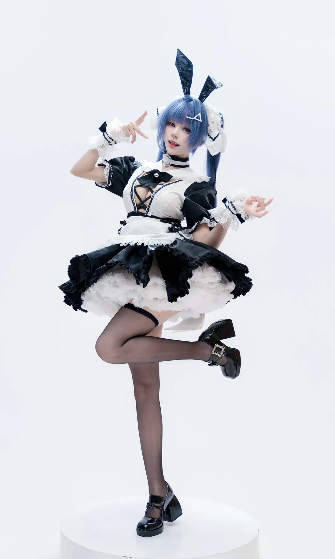 【薩里cos】碧藍航線薩里的黑白女僕與兔耳造型 - 飞鱼Fiyu - 第5張