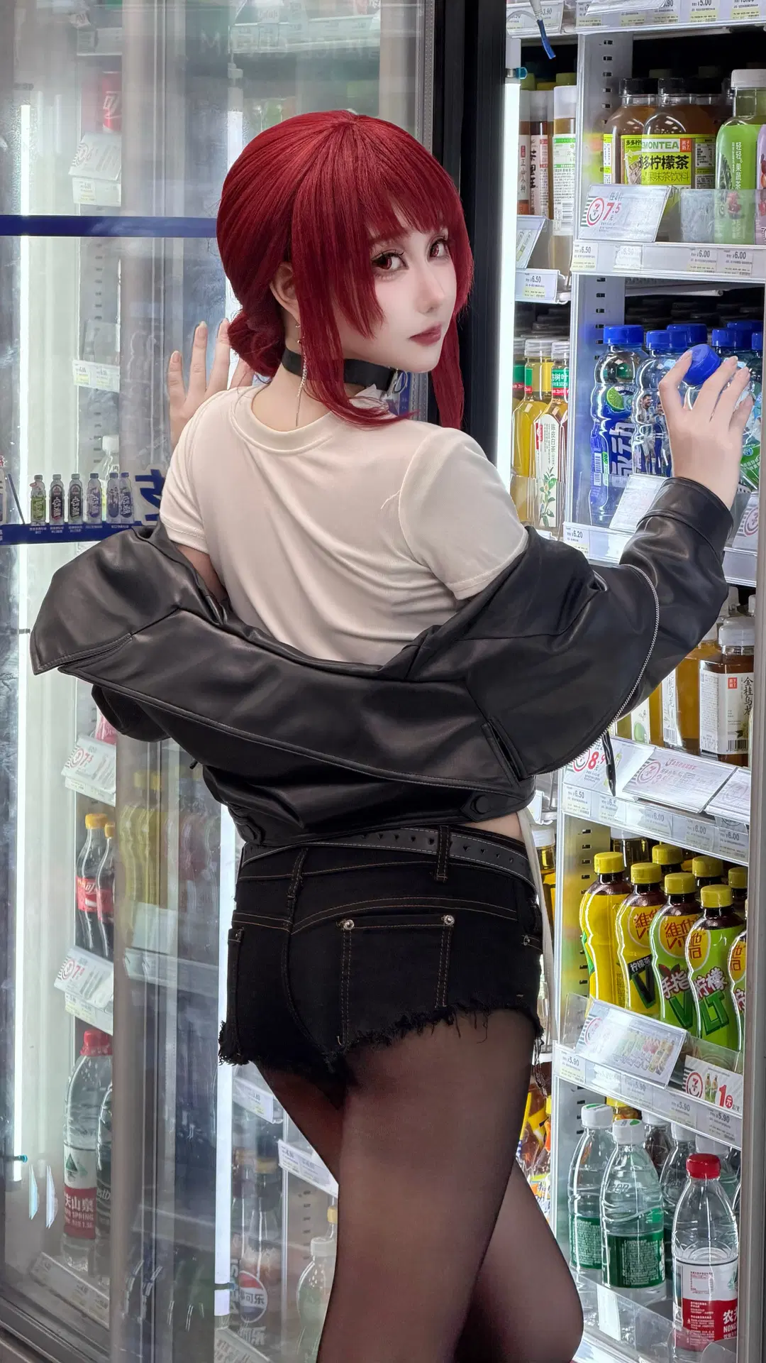 Miss Yamada cosplay: An after-work convenience store date by NEKO不是小小鹿 - Image 5