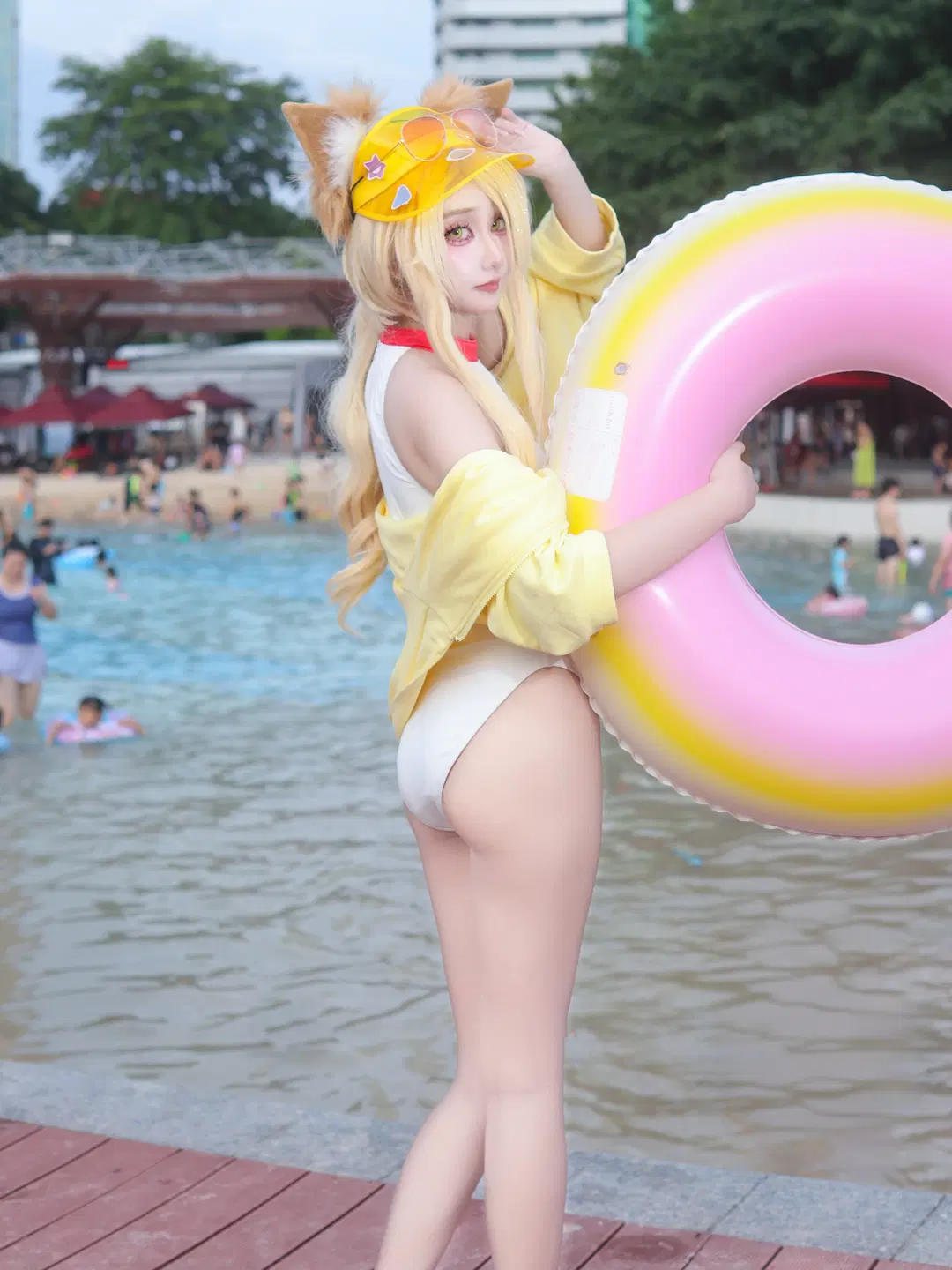 蔚蓝档案, 泳装cos, 夏日cos, 沙滩写真, 圣娅cos