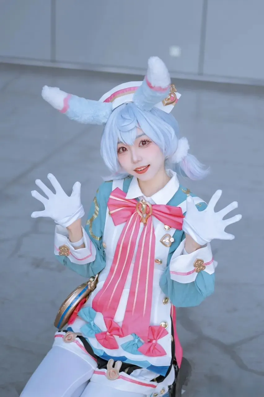 【希格雯cos】原神反差感拉满的护士服拍摄心得