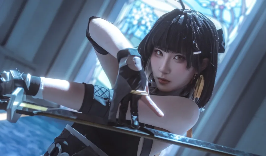 [Female Rover cosplay] Wuthering Waves: Gripping the Blade to Echoes, Singing Through Wandering Dreams by 小彭《星穹铁道》 - Image 6