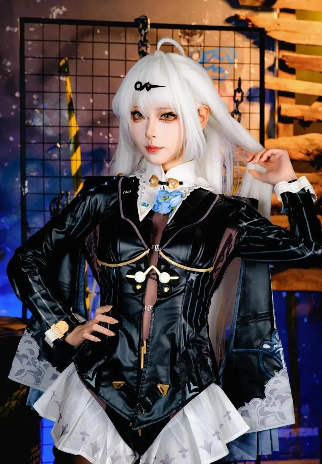【仪玄cos】绝区零工业风片场，冷艳战衣记录 - 小彭《星穹铁道》 - 第12张