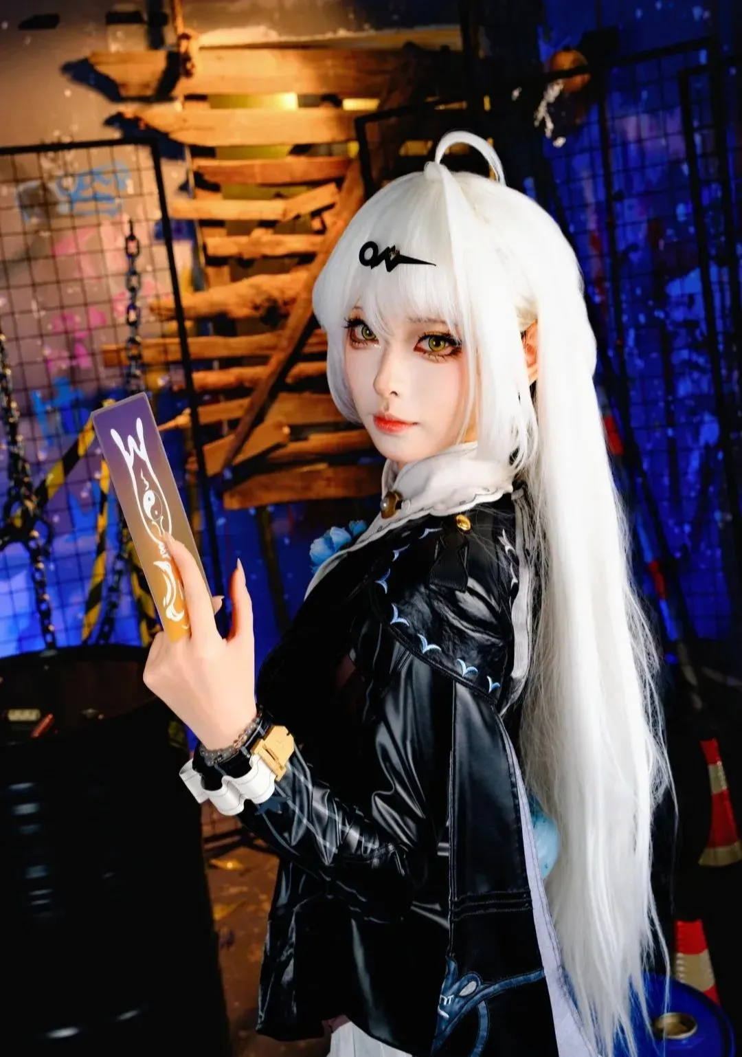 【仪玄cos】绝区零工业风片场，冷艳战衣记录 - 小彭《星穹铁道》 - 第5张