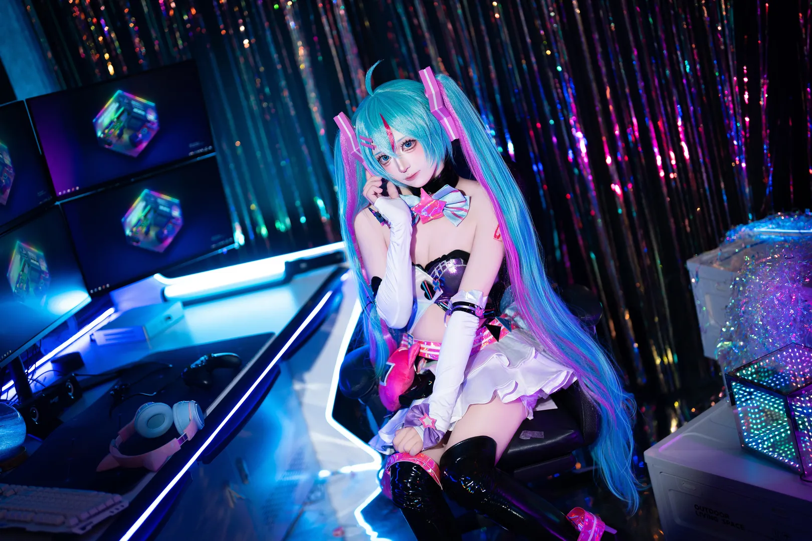 初音未来cos, 黑丝, 喵斯快跑, 初音ミク, 网瘾少女 - 第2张