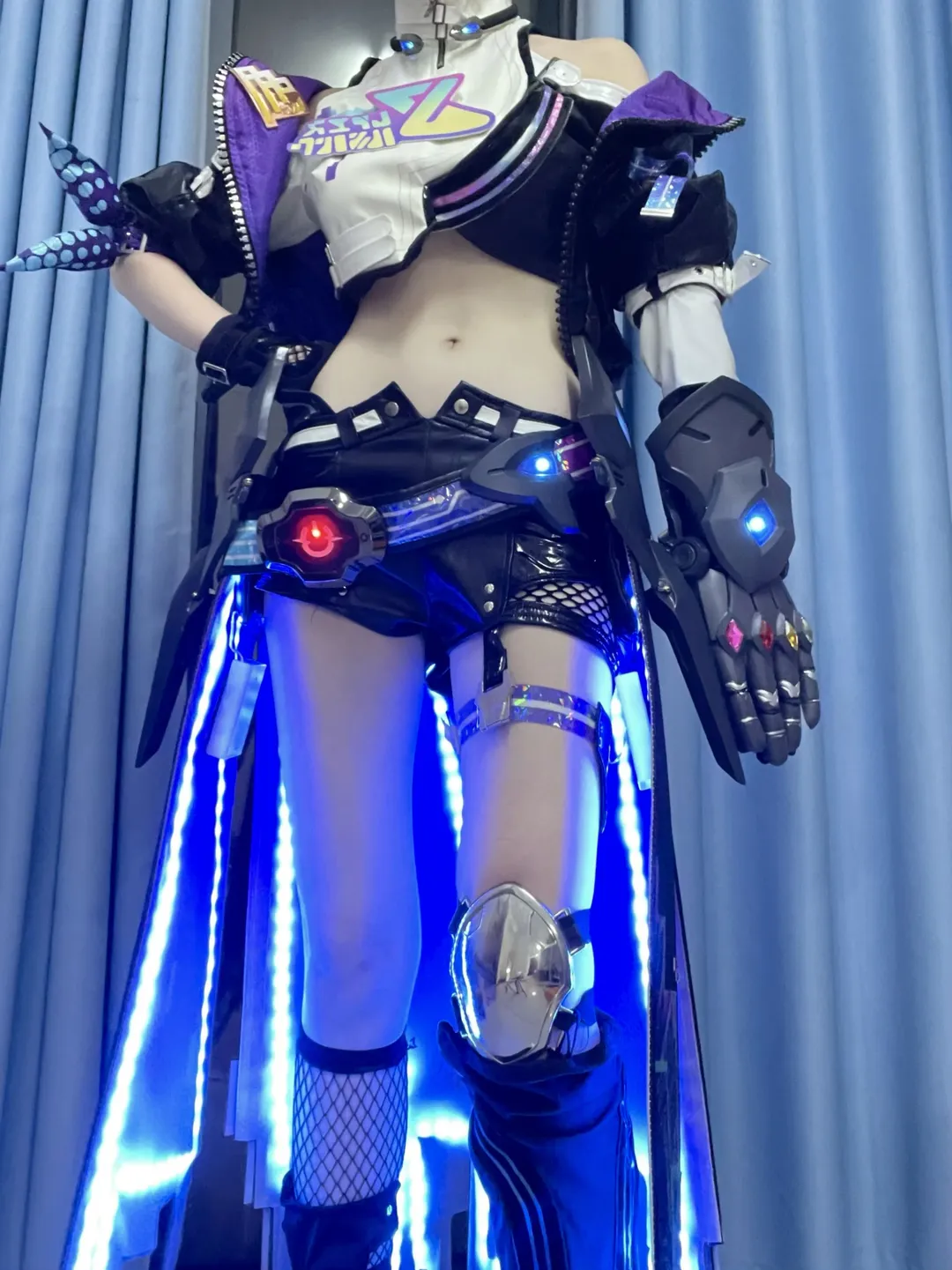 Honkai: Star Rail, Cyberpunk, Silver Wolf cosplay, Mechanical style, Stockings cosplay - Image 2