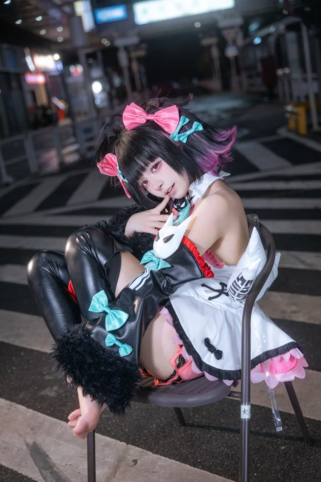 絕區零, 二次元cosplay, 夜景人像, 南宮羽cos, 皮衣腿套