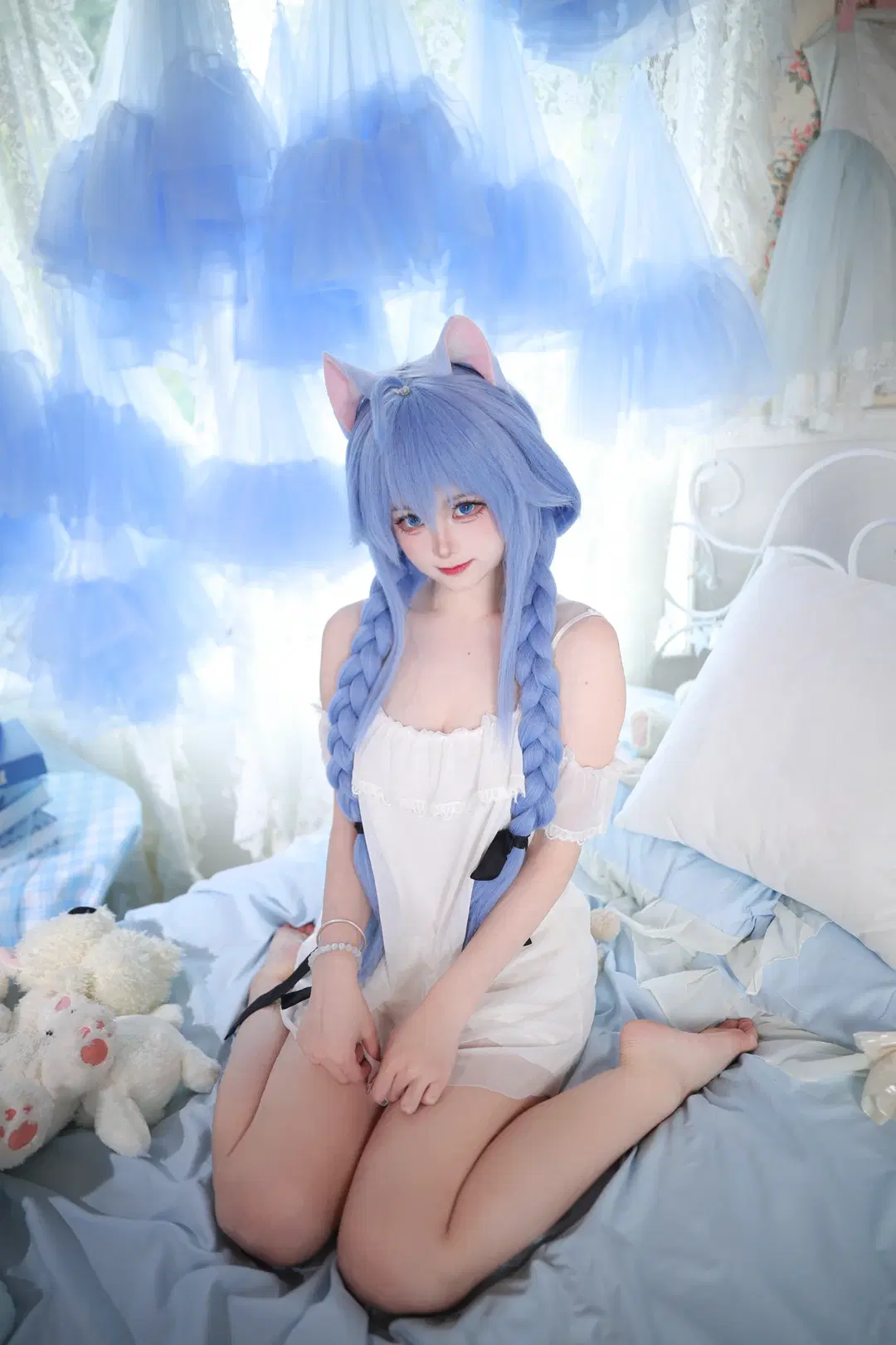 【Roxy cosplay】Mushoku Tensei: Jobless Reincarnation At-Home Pajama Style: Languid & Playful Everyday Vibe by 晚星 - Image 3