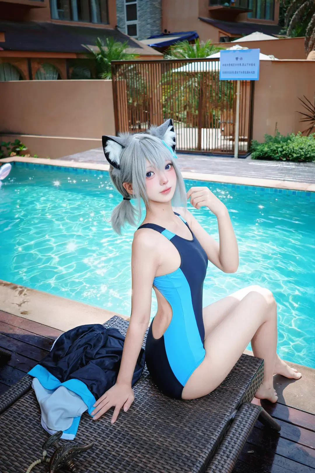 【ブルーアーカイブコスプレ】日焼けする前の夏、プールサイドに残した光と影の記録 - 晚星 - 3枚目