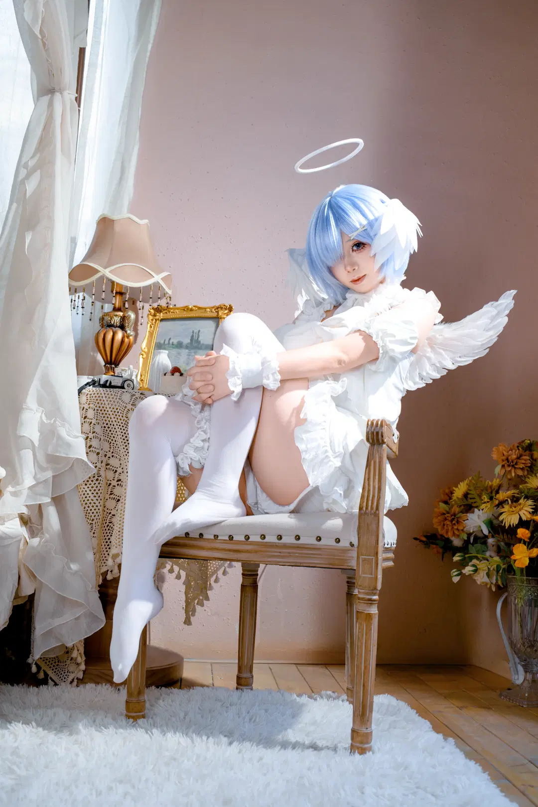【Rem cosplay】Angel Styling with White Stockings: Indoor Photoshoot Sharing by pzzz - Image 3
