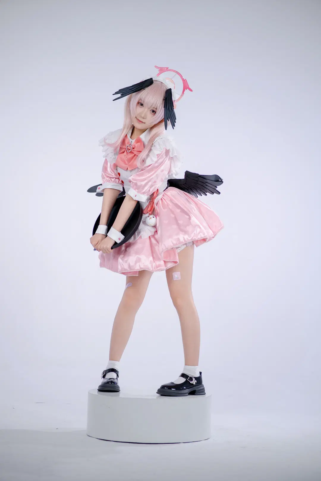 【下江コハル コスプレ】ブルーアーカイブのピンクなメイド日常 - pzzz - 2枚目