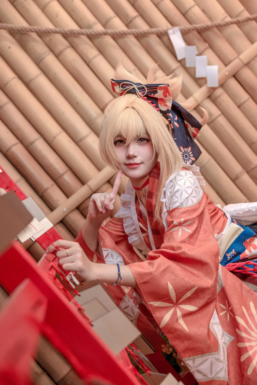 [Yoimiya cosplay] Genshin Impact: Back-to-Back Studio Shoot Sets Documenting Fireworks Beneath Chiaroscuro by 花遇HUAYU - Image 5