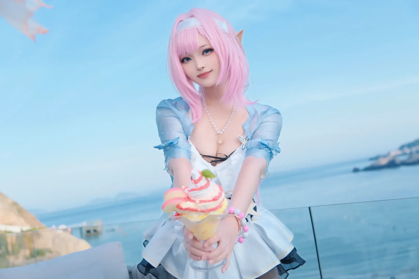 爱莉希雅cos, 崩坏3, cosplay, 爱莉希雅泳装, 花鸟岛 - 第2张