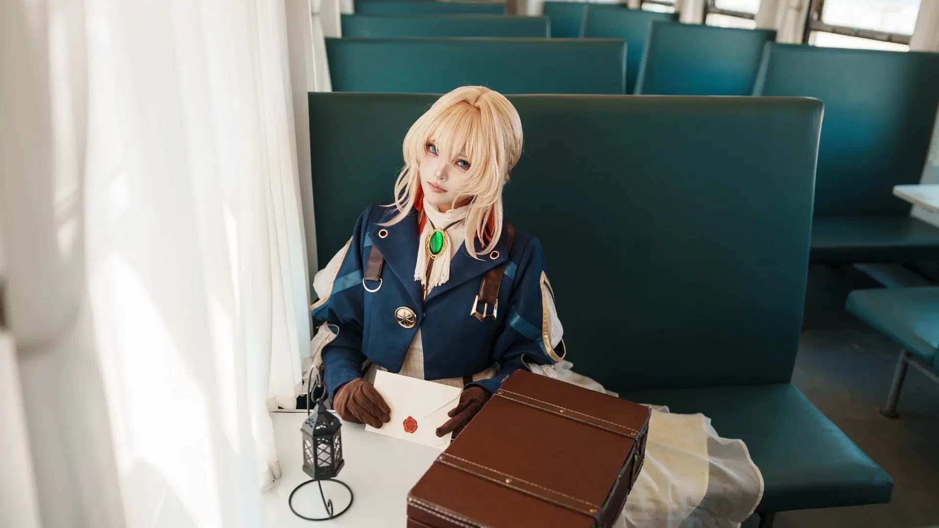 コスプレ, ヴァイオレット・エヴァーガーデン コスプレ, ヴァイオレット・エヴァーガーデン, シネマティックトラベルフォト, 列車のシーン
