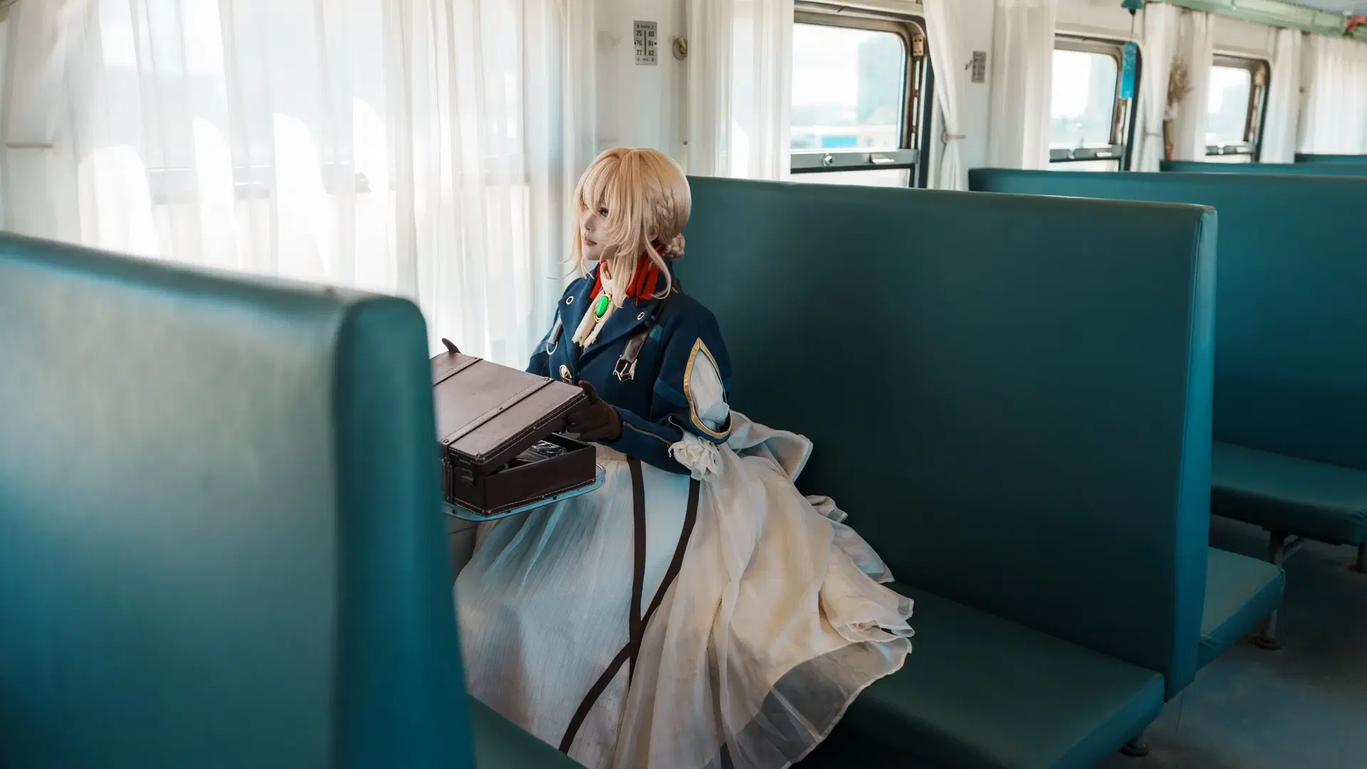 【ヴァイオレット・エヴァーガーデン コスプレ】ヴァイオレット・エヴァーガーデンの列車旅の記録 - 电子梦梦鱼 - 3枚目