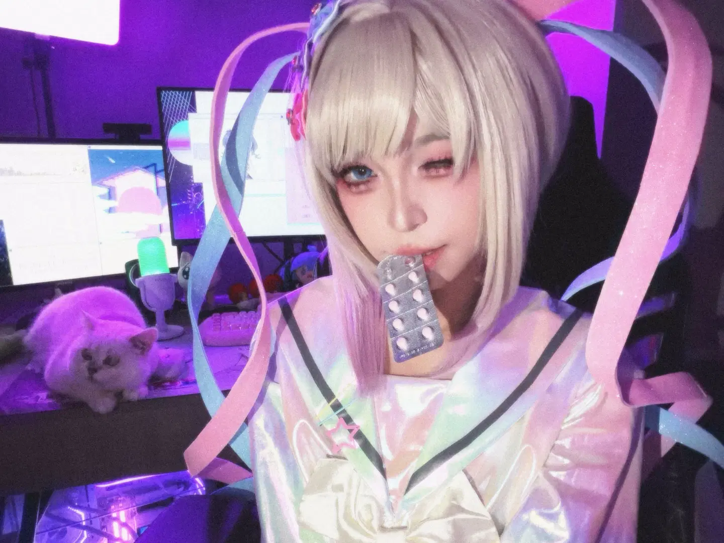 【超天酱cos】主播女孩重依赖中的赛博病娇少女