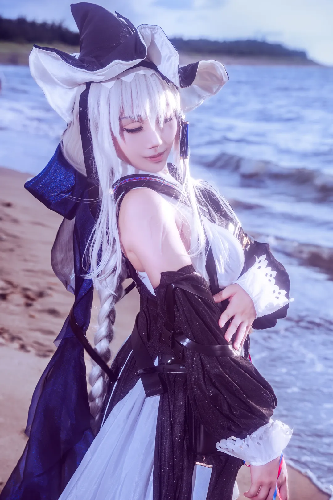 海边摄影, 明日方舟, cosplay穿搭, 归溟幽灵鲨cos, 黑丝长筒靴