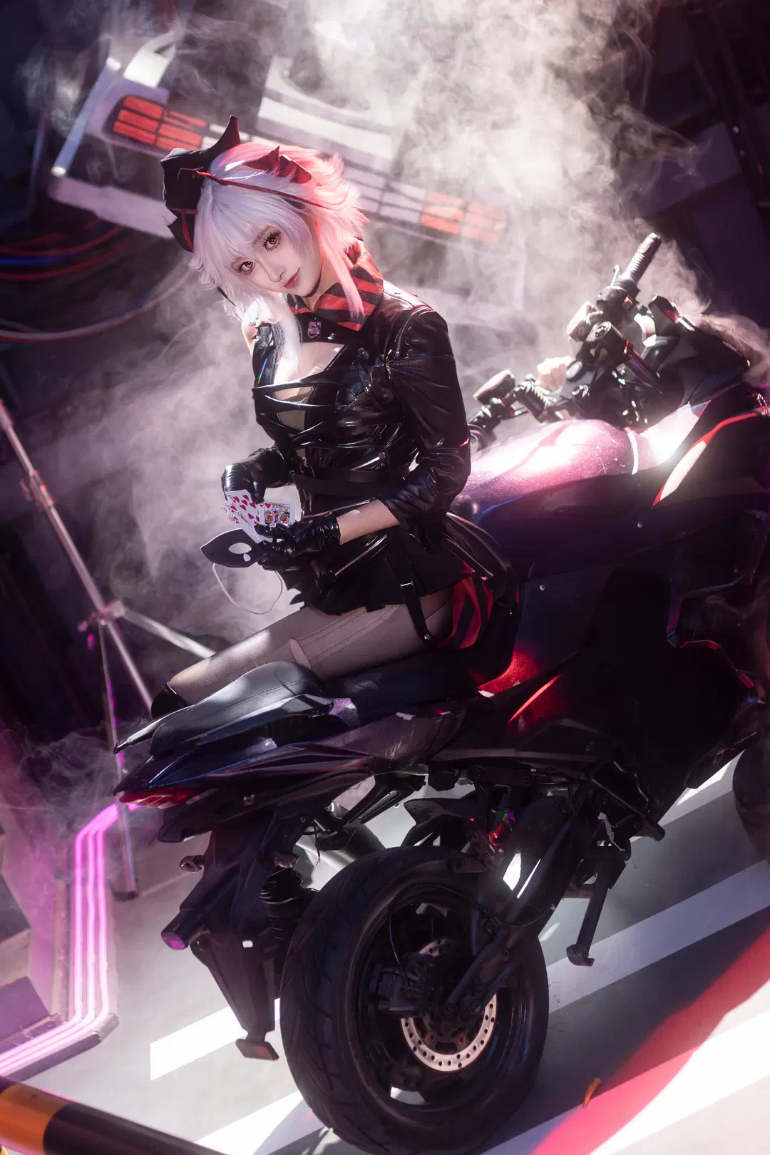 【Wcos】明日方舟的暗夜怪盗机车大片 - lulu吃上热干面了 - 第3张