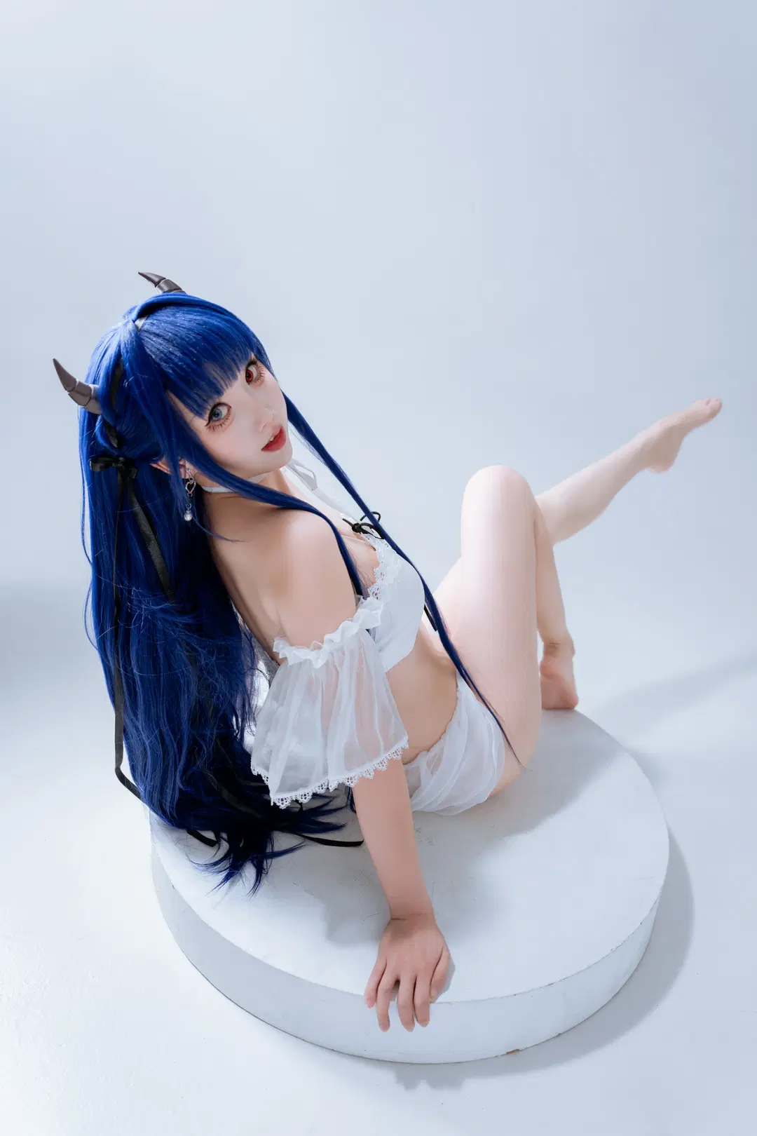 [Ibuki cosplay] Azur Lane this white swimsuit is really lightweight by 面饼丫面饼 - Image 2