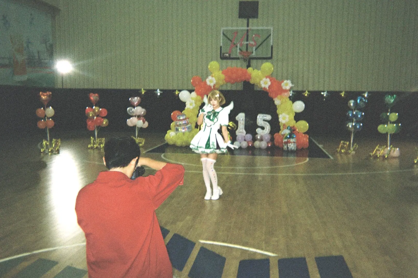 Streetwise School Idol on Film: Pushing the Sense of Contrast to the Limit by 上好嘉也子 - Image 4
